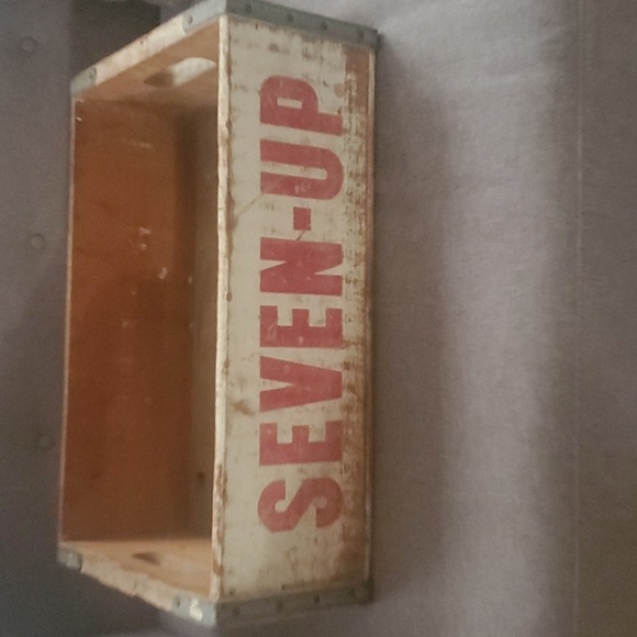 Home decor red white grey brown pop collectible vintage wood crate seven… - Picture 2 of 16